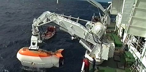 Deep-water submersible